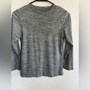 CHAMPION YOUTH LONG SLEEVE TEE SIZE MEDIUM